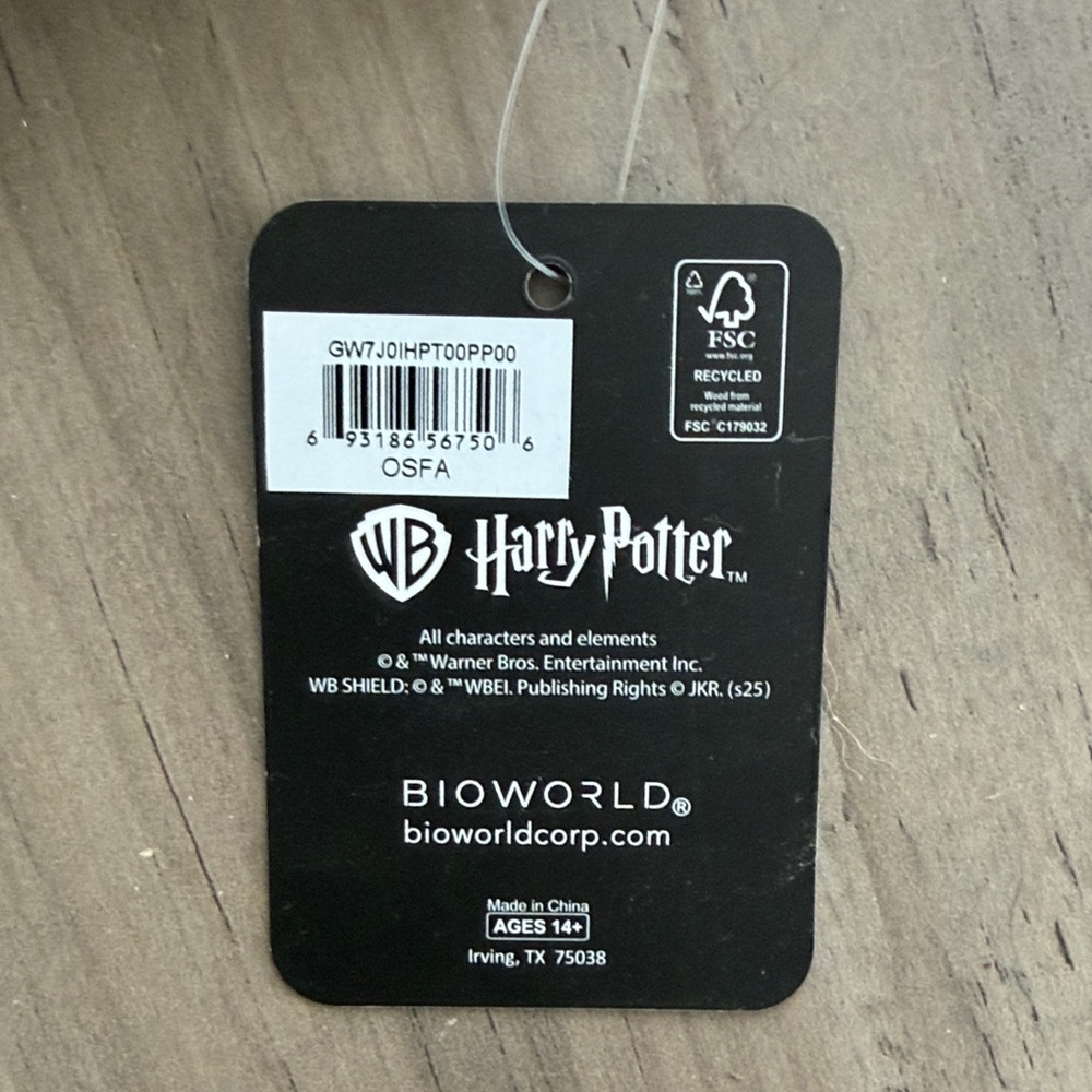 Harry Potter Warner Bros. Cream Envelope Wallet - Picture 2 of 3